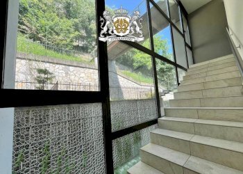 Interno palazzo - Trilocale via Tetto Cavallo, 2, Cuneo (zona Centro) - foto 32