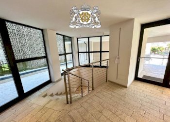 Interno palazzo - Trilocale via Tetto Cavallo, 2, Cuneo (zona Centro) - foto 33