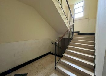 Interno palazzo - Appartamento via Giuseppe Verdi, 9, Venaria Reale - foto 8