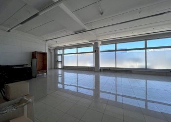 Interno non residenziale - Capannone via Maestri del Lavoro, 24, frazione Madonna dell'Olmo, Cuneo - foto 21