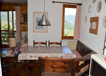 Sala da pranzo - Quadrilocale via Sant'Anna, 26, Roburent - foto 5