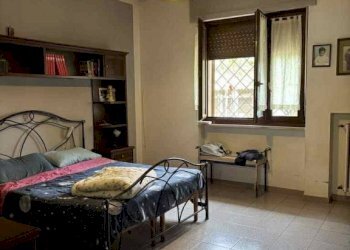 Camera da letto - Villa via Giovan Battista Scapaccino, Incisa Scapaccino - foto 10