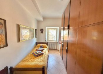Camera da letto - Four-room apartment via Aporti, 8, Occhieppo Inferiore - photo 19