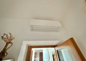 Interno palazzo - Four-room apartment via Aporti, 8, Occhieppo Inferiore - photo 31