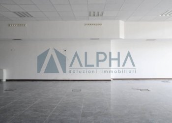 Interno non residenziale - Capannone via Innocenzo Golfarelli, Forlì - foto 44