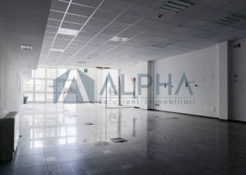 Interno non residenziale - Capannone via Innocenzo Golfarelli, Forlì - foto 48