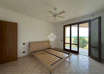 Appartamento Via Bersaglio, Castelnovo di Sotto - foto 30