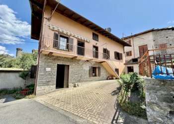 Casa indipendente Frazione Chez Sapin, Fénis - foto 2