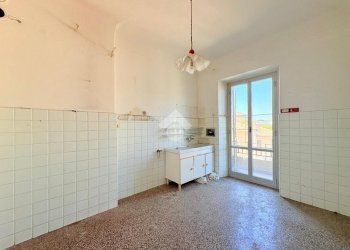 Apartment Via Montegrappa, Savona (neighborhood Villetta) - photo 8