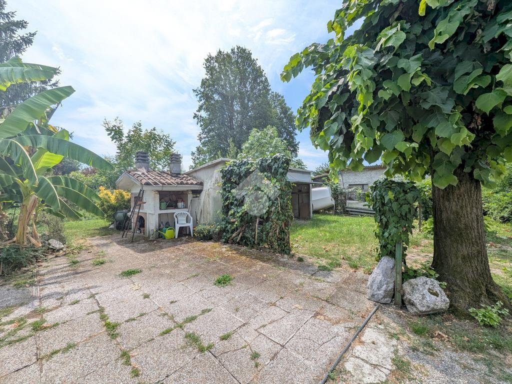 Semi-detached house via Boito, Campegine - photo 2