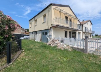 Semi-detached house via Boito, Campegine - photo 4