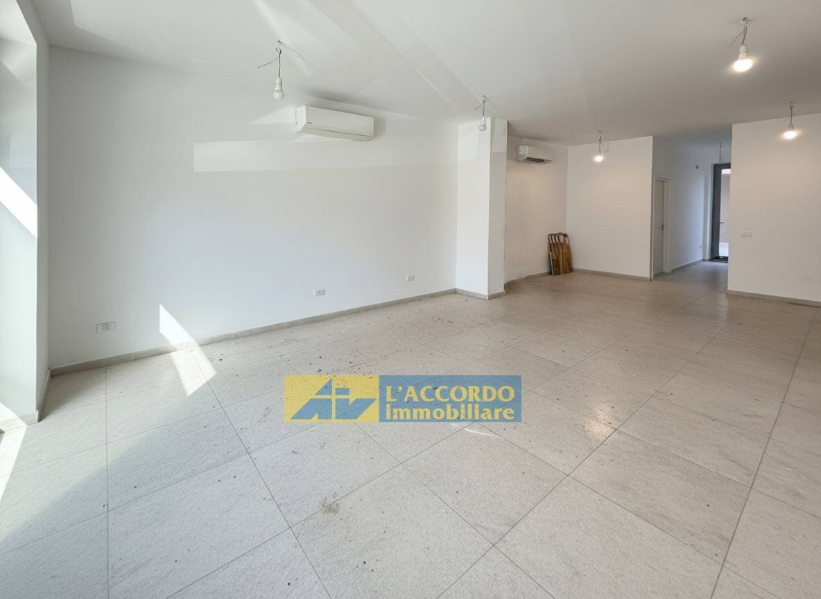 Foto 3 - Ufficio via Sulmona
 
5/B, Chieti - foto 3