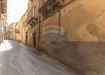 Edificio all\'aperto - Trilocale Caltagirone - foto 2