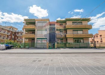 Edificio all\'aperto - Appartamento Viale Regina Margherita
 
36, Vizzini - foto 1