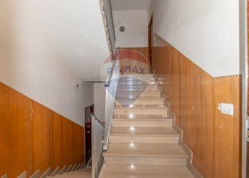 Scale - Appartamento Viale Regina Margherita
 
36, Vizzini - foto 5