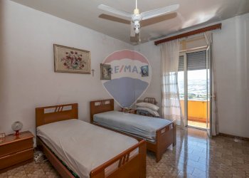 Camera / camera da letto - Appartamento Viale Regina Margherita
 
36, Vizzini - foto 24