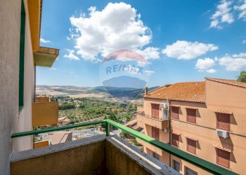 Balcone - Appartamento Viale Regina Margherita
 
36, Vizzini - foto 29