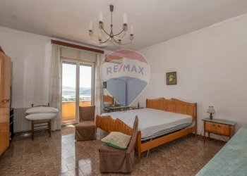 Camera / camera da letto - Appartamento Viale Regina Margherita
 
36, Vizzini - foto 36