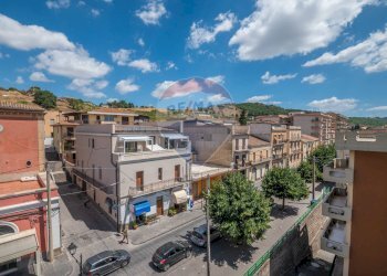 Edificio all\'aperto - Appartamento Viale Regina Margherita
 
36, Vizzini - foto 46