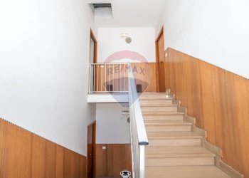 Scale - Appartamento Viale Regina Margherita
 
36, Vizzini - foto 6