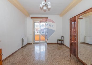 Stanza vuota - Appartamento Viale Regina Margherita
 
36, Vizzini - foto 17