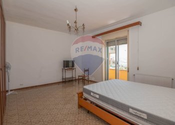 Camera / camera da letto - Appartamento Viale Regina Margherita
 
36, Vizzini - foto 25