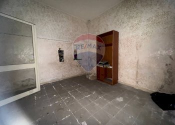 Stanza vuota - Shop Via Licciardi
 
13/F, Catania - photo 13
