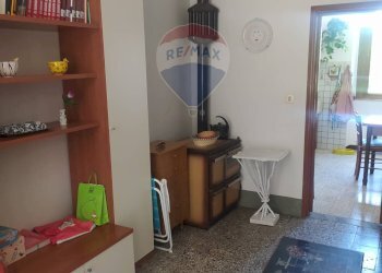 Soggiorno - Villa a Schiera Via Roma
 
42, Chiusi della Verna - foto 4