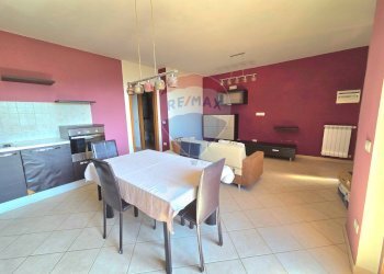 Sala da pranzo - Trilocale Via Di Caprile
 
28, Castelfranco Piandiscò - foto 4
