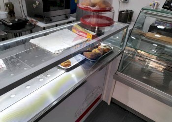 Dettagli - Locale Commerciale Via Galatioto
 
7, Catania - foto 12