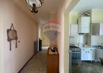 Hall / corridoio - Appartamento Barga - foto 4