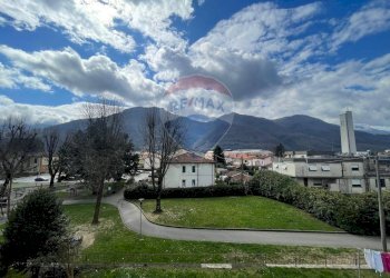 Vista delle montagne - Appartamento Barga - foto 9