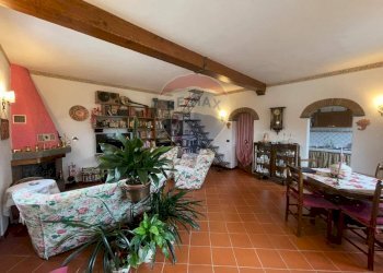 soggiorno/pranzo - Villa Bagni di Lucca - foto 1