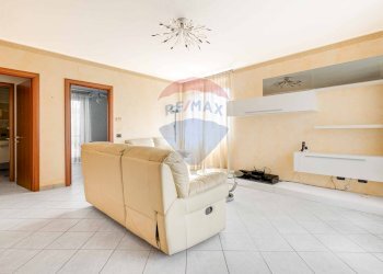 Soggiorno - Villa a Schiera VIA ROSSINI
 
64, Busto Arsizio - foto 3