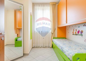 Camera / camera da letto - Villa a Schiera VIA ROSSINI
 
64, Busto Arsizio - foto 14