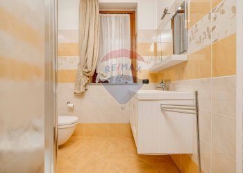 Bagno - Villa a Schiera VIA ROSSINI
 
64, Busto Arsizio - foto 15