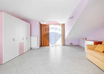 Soggiorno - Villa a Schiera VIA ROSSINI
 
64, Busto Arsizio - foto 18