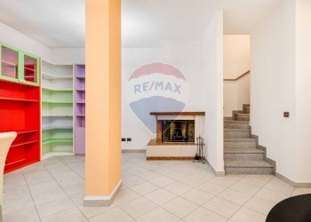 Soggiorno - Villa a Schiera VIA ROSSINI
 
64, Busto Arsizio - foto 21