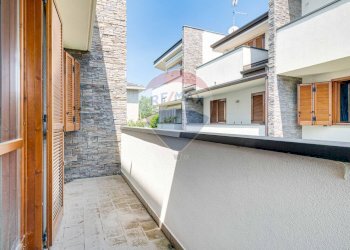 Balcone - Villa a Schiera VIA ROSSINI
 
64, Busto Arsizio - foto 23