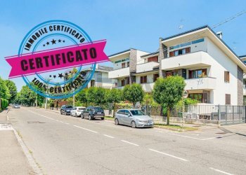 Edificio all\'aperto - Villa a Schiera VIA ROSSINI
 
64, Busto Arsizio - foto 1