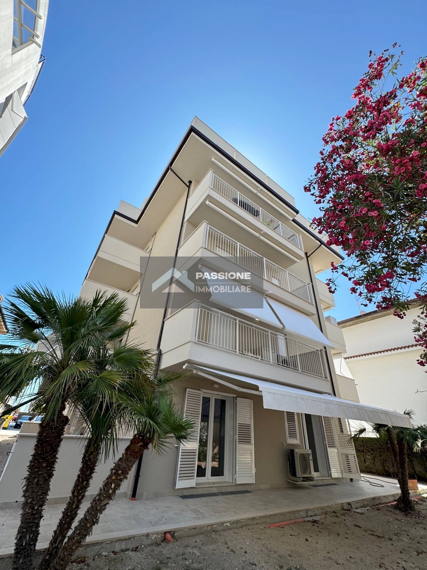 Foto 1 - Three-room apartment Via Firenze
 
4a, Alba Adriatica - photo 1