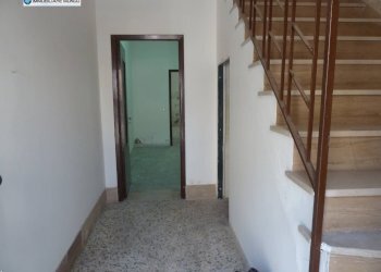 Foto 2 - Casa indipendente Via Vincenzo Tanassi
 
14, Ururi - foto 2