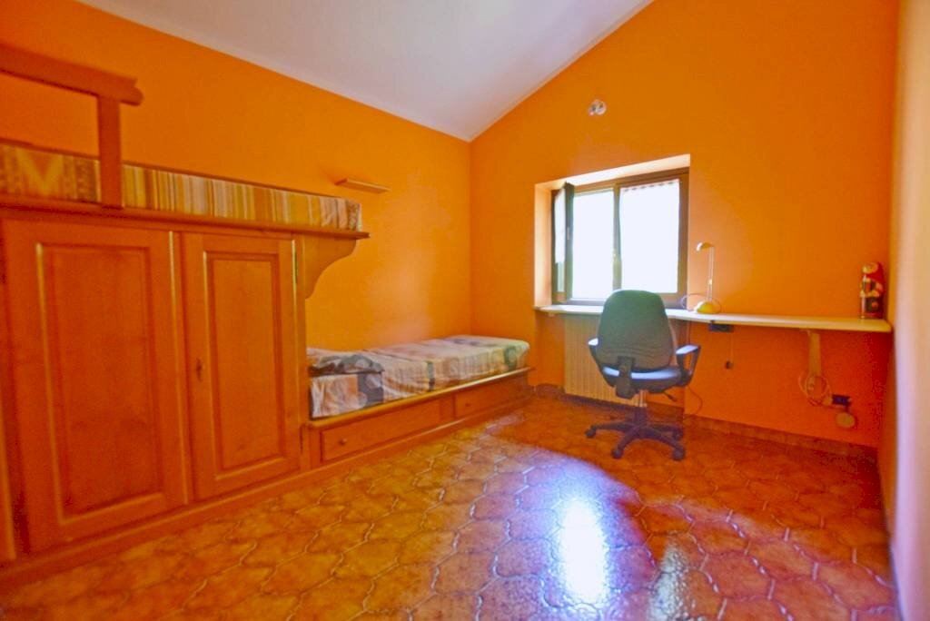 Camera da letto - Attico strada di Paganotti, 3, Villanova Mondovì - foto 2