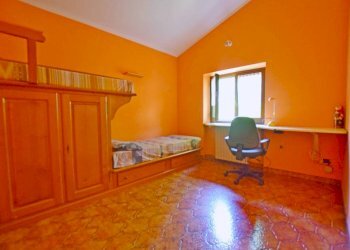 Camera da letto - Attico strada di Paganotti, 3, Villanova Mondovì - foto 2