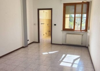 Cucina - Appartamento via Langhe, Carrù - foto 1