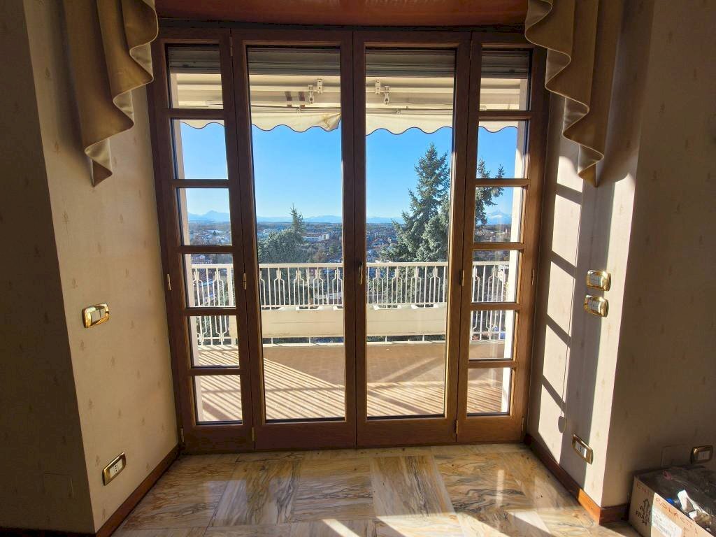 Cucina - Attico strada Provinciale Da Breo a Piazza, 2, Mondovì - foto 2