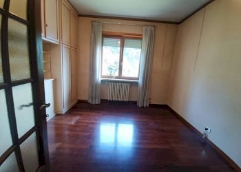 Camera da letto - Attico strada Provinciale Da Breo a Piazza, 2, Mondovì - foto 39