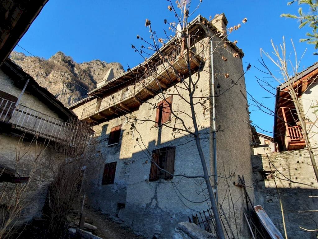 Facciata - Rustic via al Lago, 20, Usseaux - photo 1