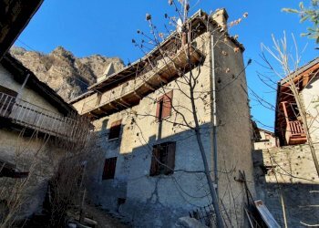 Facciata - Rustic via al Lago, 20, Usseaux - photo 1