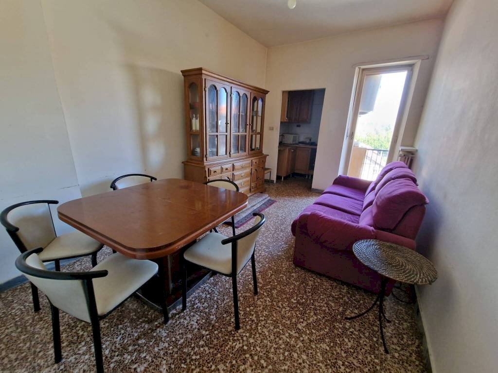 Soggiorno - Three-room apartment corso Torino, 141, Pinerolo - photo 1